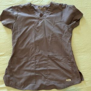 Grey Grey’s Anatomy Scrub Set. Pants are Active Collection.